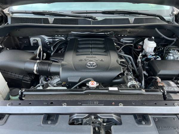 2021 Toyota Tundra 4X4 Crew Max