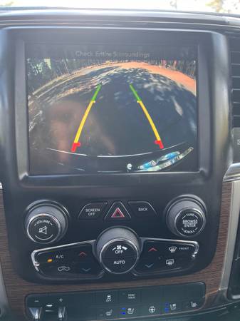 2017 RAM 1500 4X4 Crew Cab Laramie – One Owner