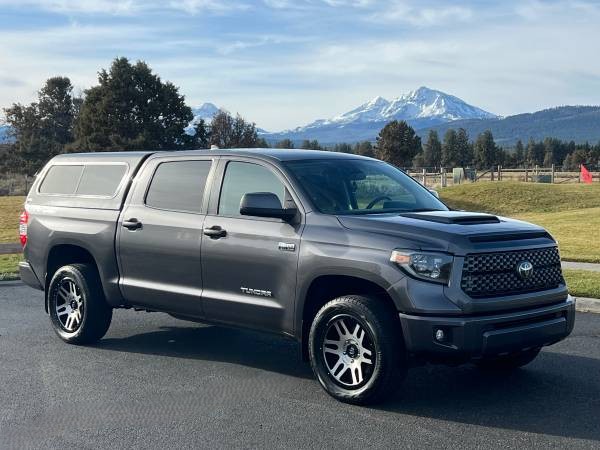 2021 Toyota Tundra 4X4 Crew Max