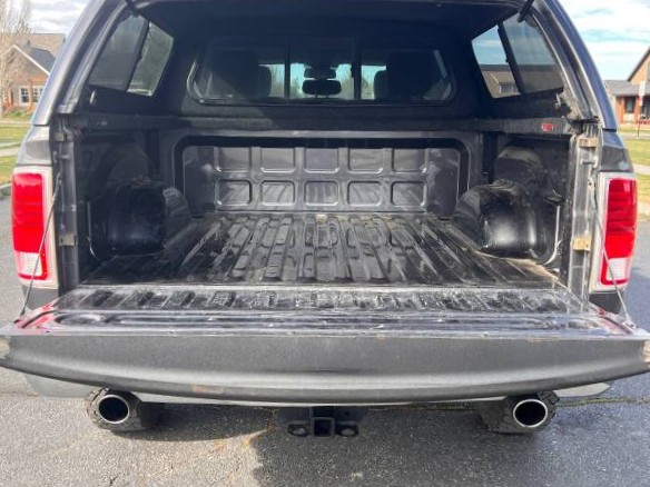 2017 RAM 1500 4X4 Crew Cab Laramie – One Owner