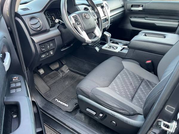 2021 Toyota Tundra 4X4 Crew Max