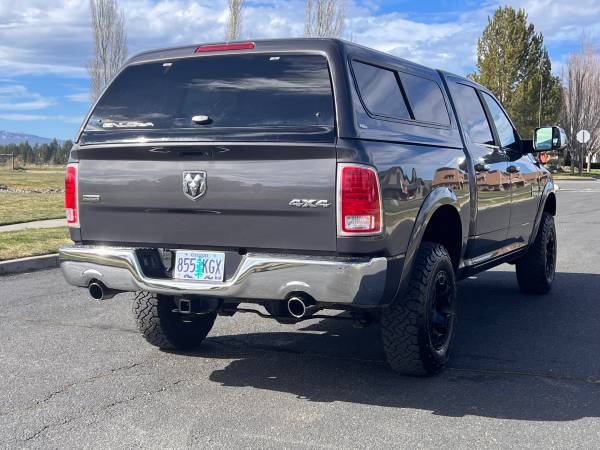 2017 RAM 1500 4X4 Crew Cab Laramie – One Owner