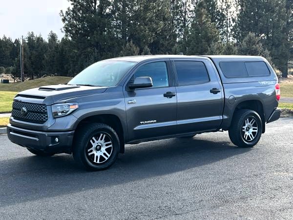 2021 Toyota Tundra 4X4 Crew Max
