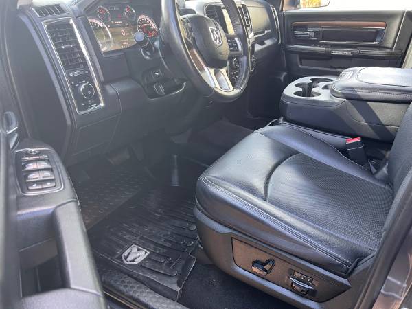 2017 RAM 1500 4X4 Crew Cab Laramie – One Owner