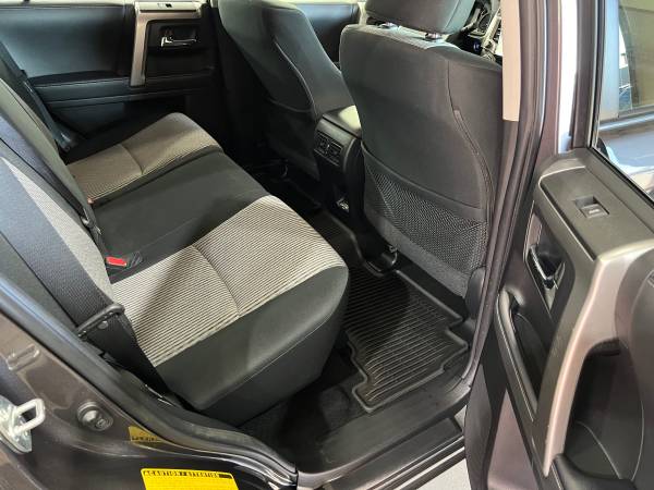 2023 Toyota 4Runner SR5 4X4