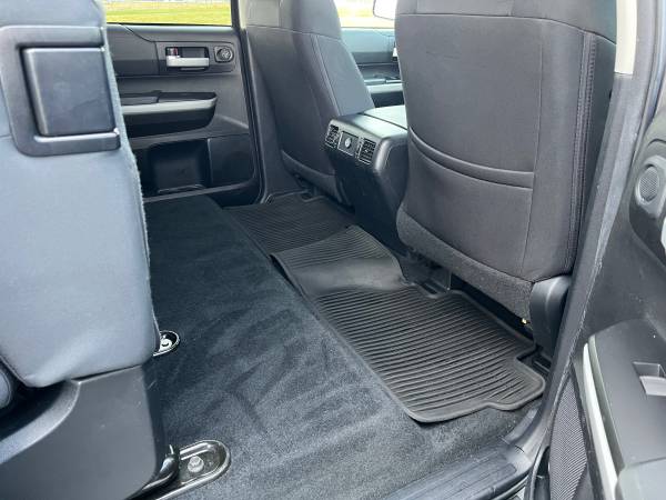 2021 Toyota Tundra 4X4 Crew Max