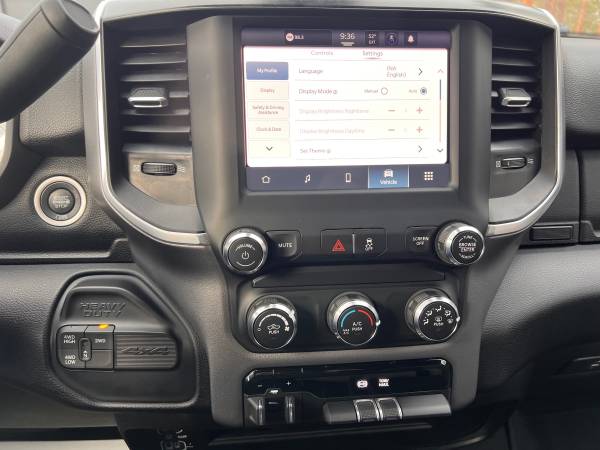 2024 RAM 2500 Big Horn Crew Cab