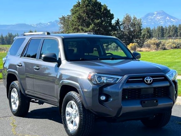 2023 Toyota 4Runner SR5 4X4