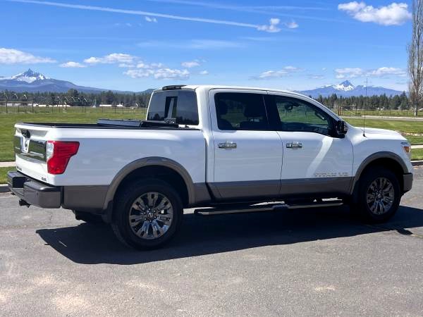 2018 Nissan Titan Crew 4X4