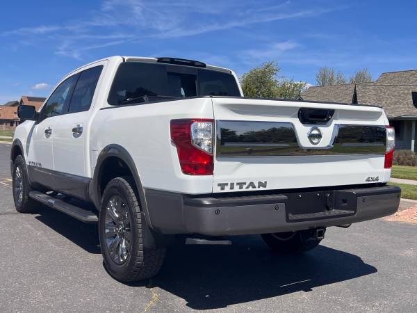 2018 Nissan Titan Crew 4X4