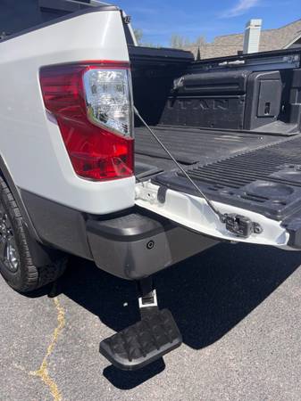 2018 Nissan Titan Crew 4X4