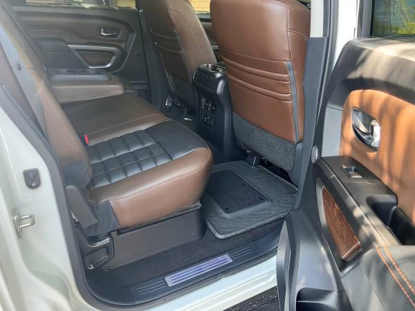 2018 Nissan Titan Crew 4X4