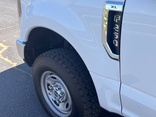 2019 Ford F-250 4X4 Crew Cab XL