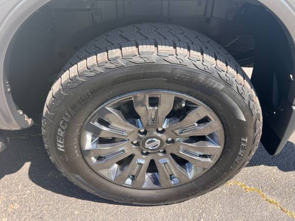 2018 Nissan Titan Crew 4X4