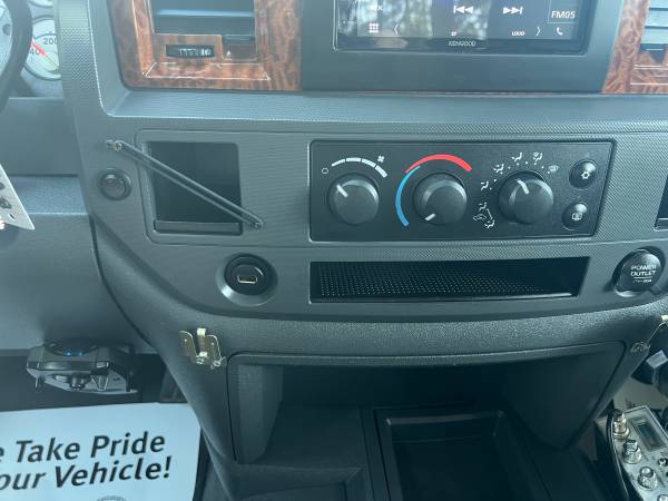 2006 Dodge Ram 4X4 3500 SLT