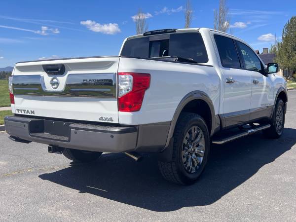 2018 Nissan Titan Crew 4X4
