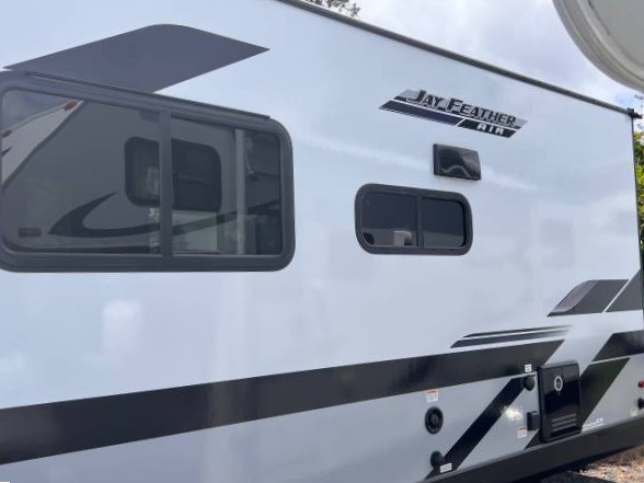 2025 Jayco Jayfeather/Air