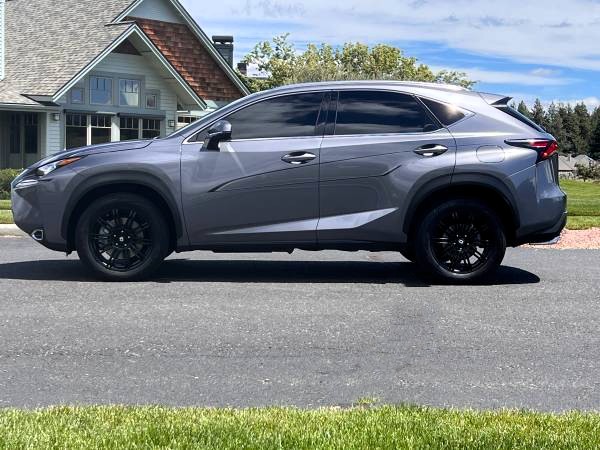 2017 Lexus NX200T