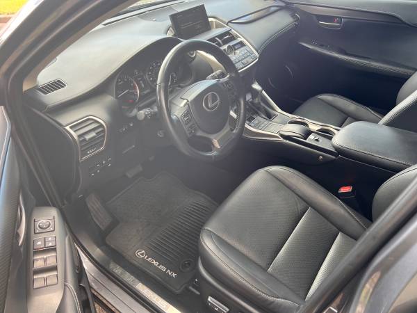 2017 Lexus NX200T