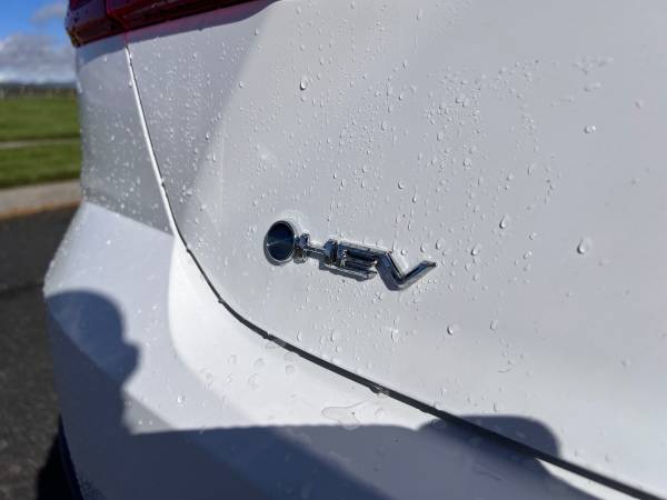 2025 TOYOTA CAMRY SE HYBRID