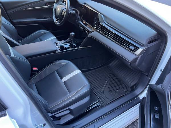 2025 TOYOTA CAMRY SE HYBRID