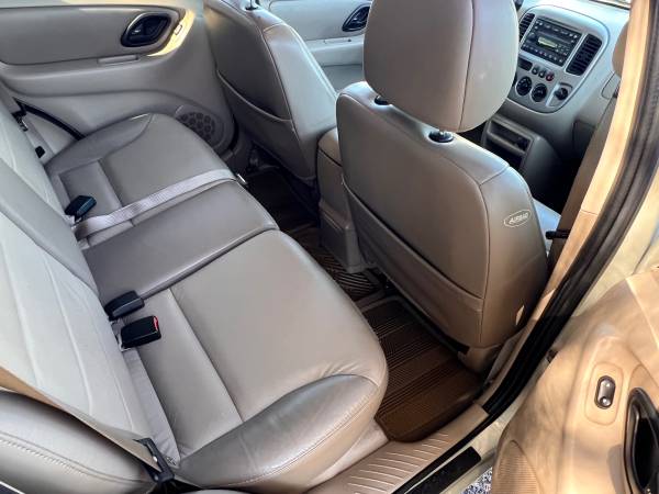 2003 Ford Escape Limited