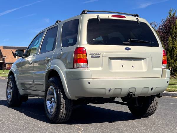 2003 Ford Escape Limited