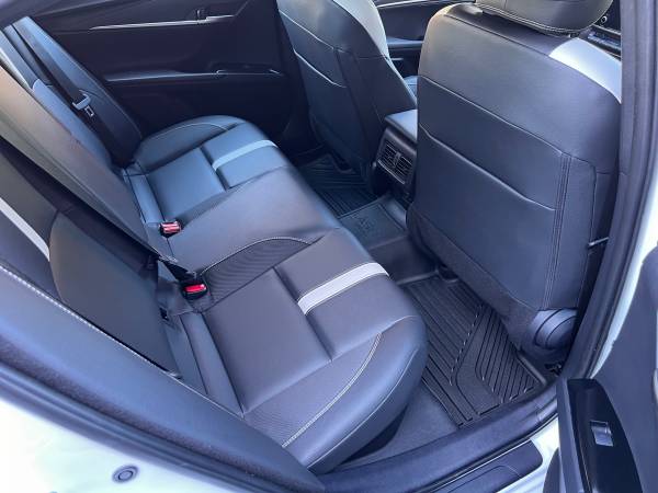2025 TOYOTA CAMRY SE HYBRID