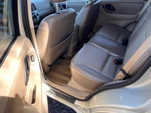 2003 Ford Escape Limited