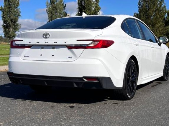 2025 TOYOTA CAMRY SE HYBRID