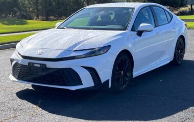 2025 TOYOTA CAMRY SE HYBRID