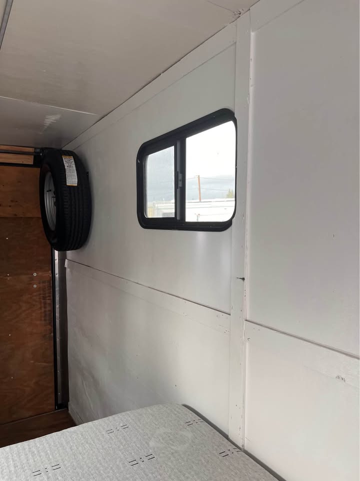 2021 Seneca v-nose trailer